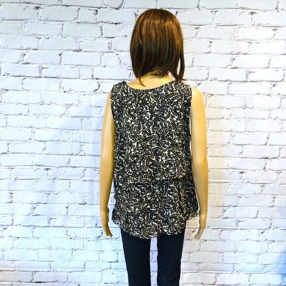 J. Crew, 100% silk black and white sleeveless tiered ruffle blouse - Picture 8 of 10